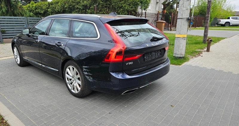 Volvo V90 cena 70900 przebieg: 212000, rok produkcji 2019 z Strzegom małe 121